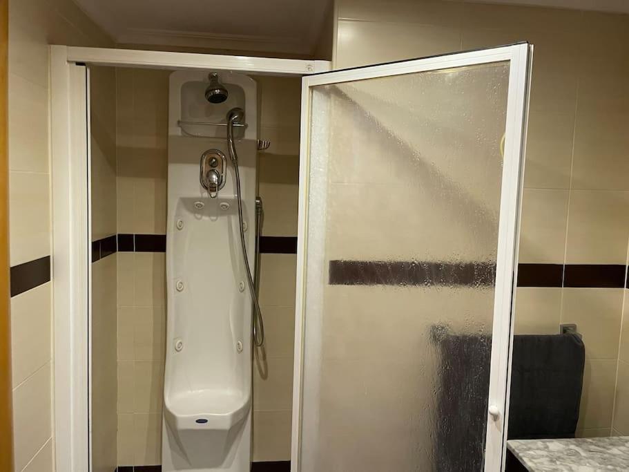 Precioso Apartamento Junto Al Centro Con Garaje 瓦伦西亚 外观 照片